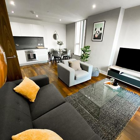 The Panda - Modern 2 Bedroom Apt In Manchester City Centre Dış mekan fotoğraf
