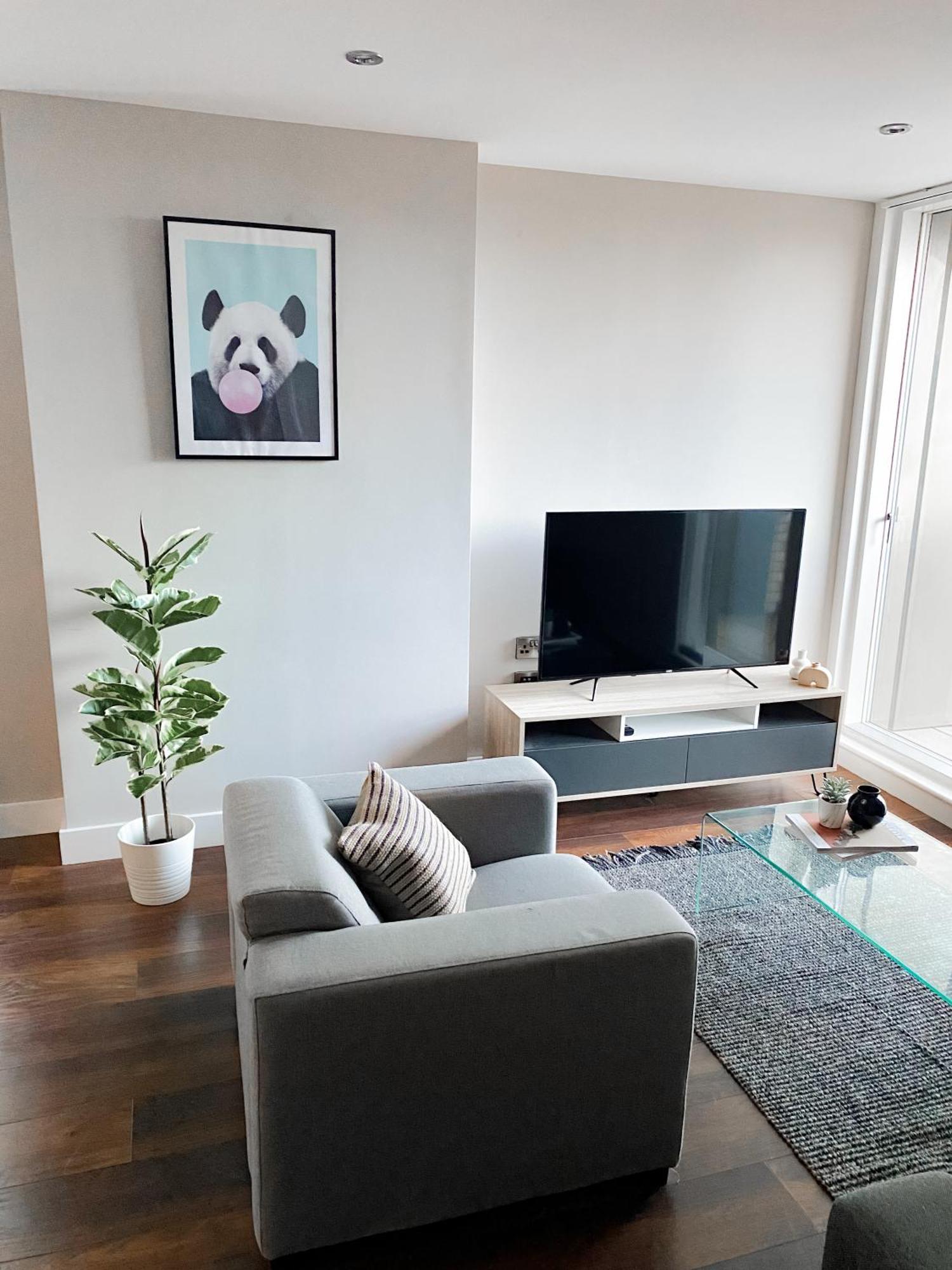 The Panda - Modern 2 Bedroom Apt In Manchester City Centre Dış mekan fotoğraf
